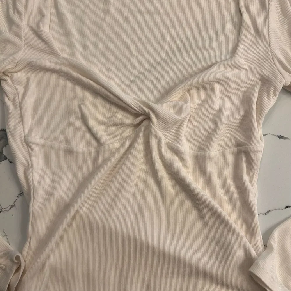 Aritzia Sunday Best Lula Cream Long Sleeve Top